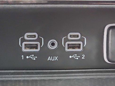 Used 2023 Jeep Grand Cherokee Altitude image 24