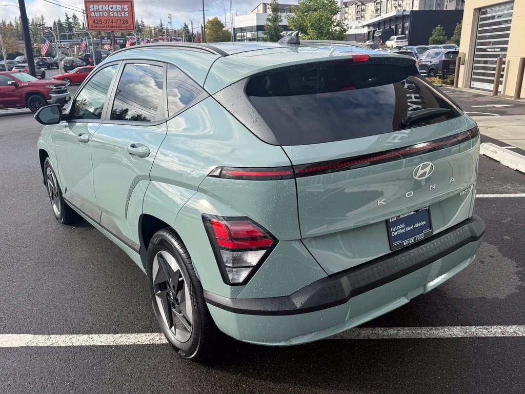 Certified 2024 Hyundai Kona SEL FWD image 3