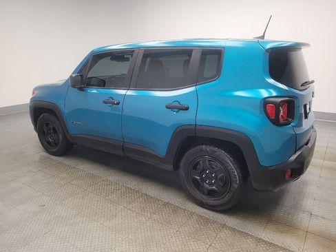 Used 2021 Jeep Renegade Sport FWD image 3