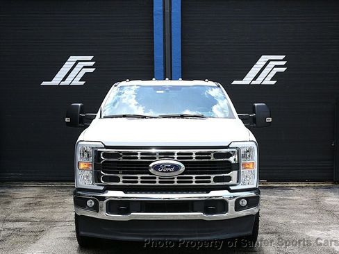 Used 2023 Ford F350 XLT AWD/4WD image 12