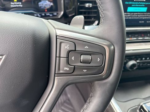 Used 2025 Chevrolet Silverado 1500 LTZ AWD/4WD image 18