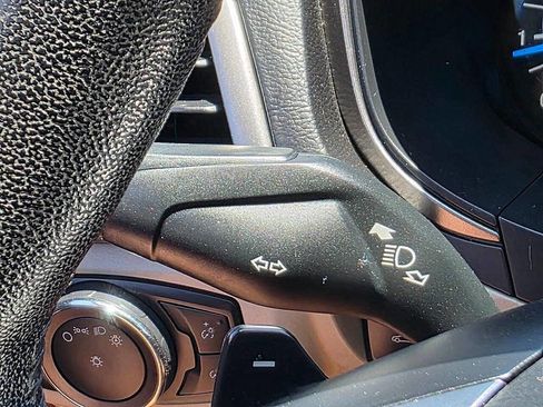 Used 2017 Ford Fusion SE image 40