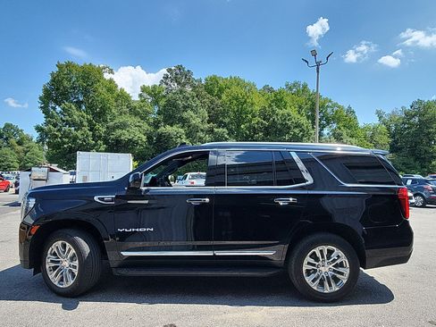 Used 2021 GMC Yukon SLT AWD/4WD image 2