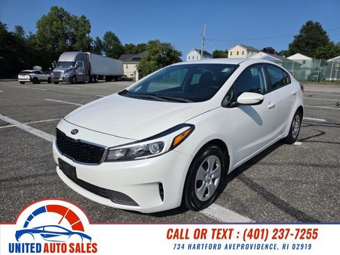 Used 2018 Kia Forte LX w/ LX Popular Package FWD image 1