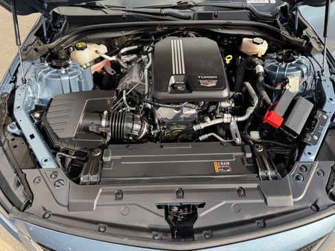 Used 2023 Cadillac CT5 Sport RWD image 32