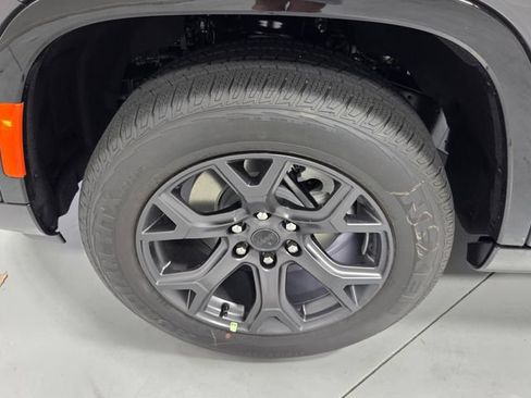 New 2026 Jeep Grand Wagoneer Limited w/ Premium Group II AWD/4WD image 19