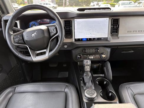 Used 2025 Ford Bronco Outer Banks w/ Sasquatch Package AWD/4WD image 14