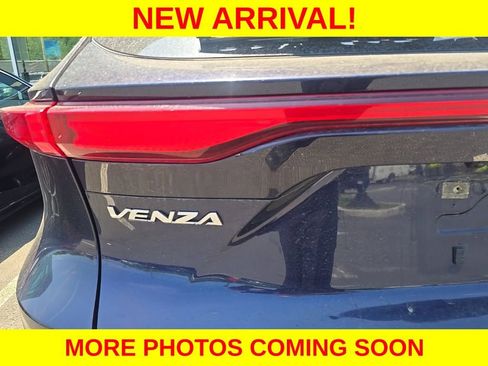 Used 2021 Toyota Venza XLE w/ Softex Package AWD/4WD image 5