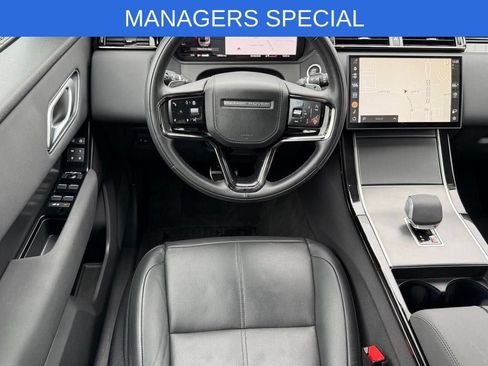 Used 2025 Land Rover Range Rover Velar Dynamic SE AWD/4WD image 10