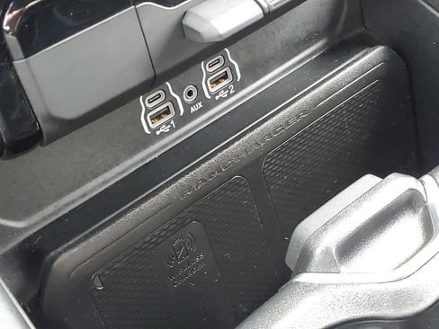 Used 2025 RAM 1500 Big Horn AWD/4WD image 24
