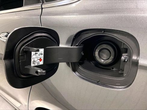 Used 2019 Ford Fusion SEL image 43