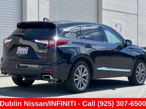 Used 2023 Acura RDX w/ Technology Package FWD image 4