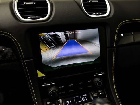 Used 2021 Porsche 718 Cayman GT4 image 25