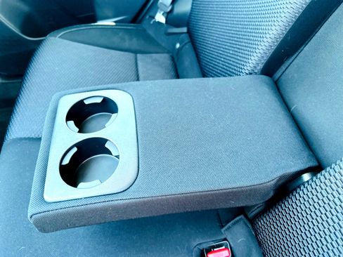 Used 2017 Subaru Forester 2.5i Premium w/ All-Weather Package image 52