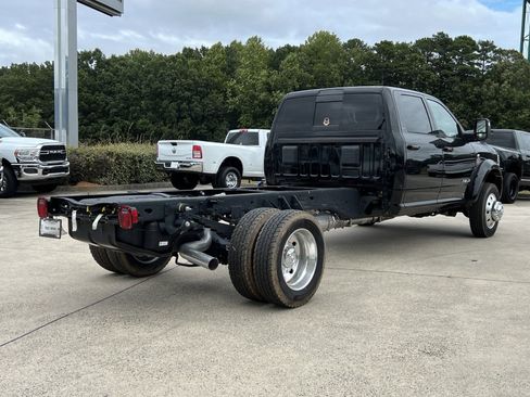 New 2024 RAM 5500 Laramie image 8