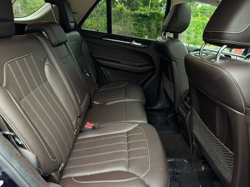 Used 2016 Mercedes-Benz GLE 350 w/ Premium Package image 19