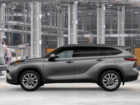 New 2026 Toyota Highlander Limited image 4