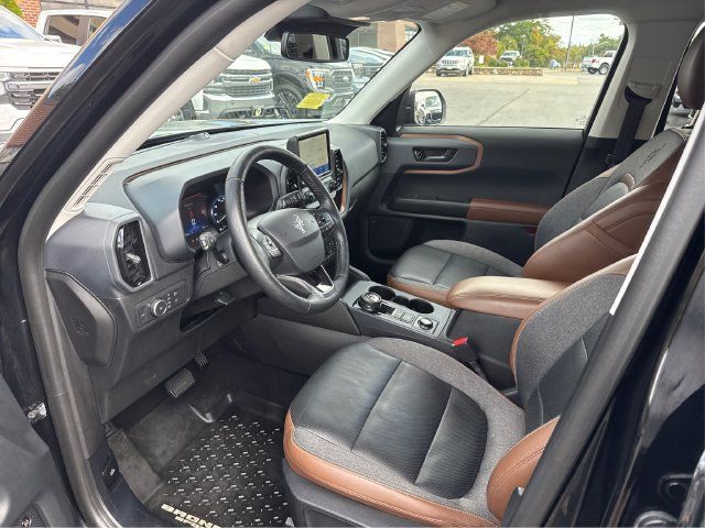 Used 2021 Ford Bronco Sport Outer Banks w/ Outer Banks Package (96D) AWD/4WD image 11