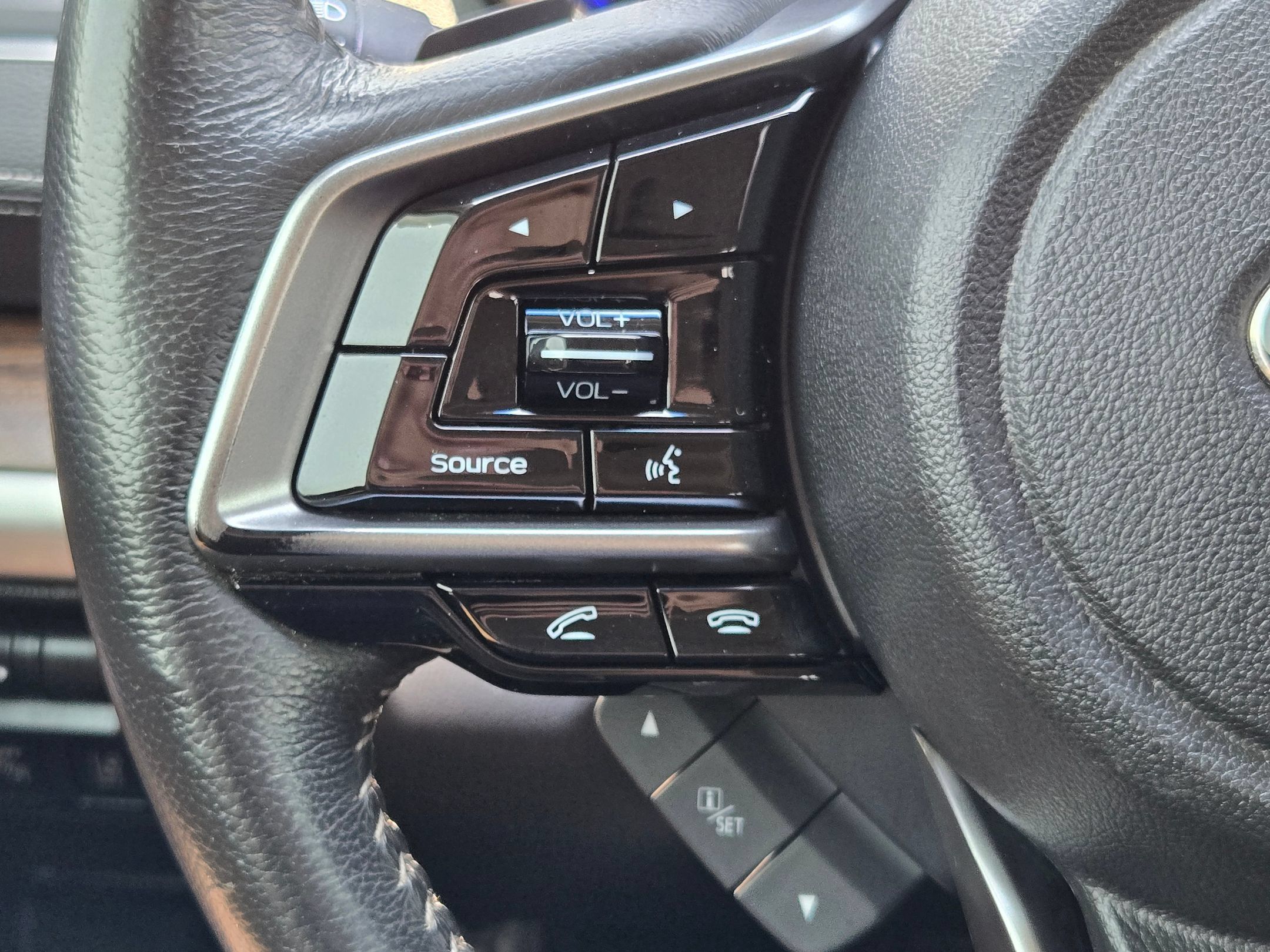 Used 2019 Subaru Outback 2.5i Touring AWD/4WD image 28