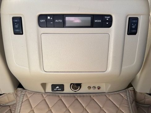 Used 2014 INFINITI QX80 4WD w/ Deluxe Touring Package image 32