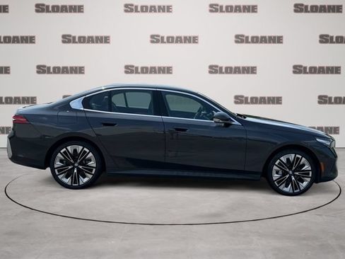 Used 2026 BMW 530i xDrive w/ Premium Package AWD/4WD image 6