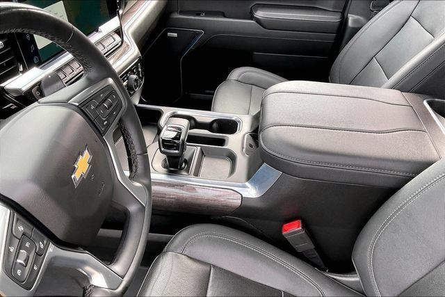 Used 2023 Chevrolet Silverado 1500 LTZ AWD/4WD image 13