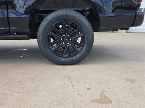 New 2025 Ford F150 Platinum w/ Equipment Group 702A High image 30