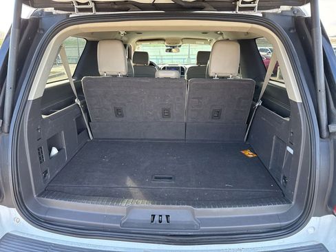 Used 2020 Ford Expedition Max XLT w/ Equipment Group 202A image 10