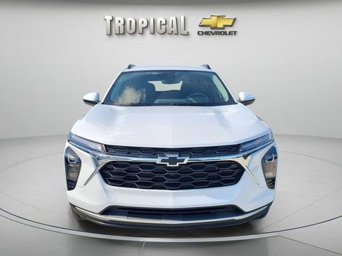 New 2026 Chevrolet Trax LT image 8