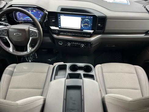 Used 2023 Chevrolet Silverado 1500 RST w/ Z71 Off-Road Package image 13