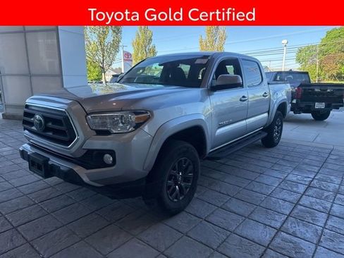 Certified 2023 Toyota Tacoma SR5 AWD/4WD image 19