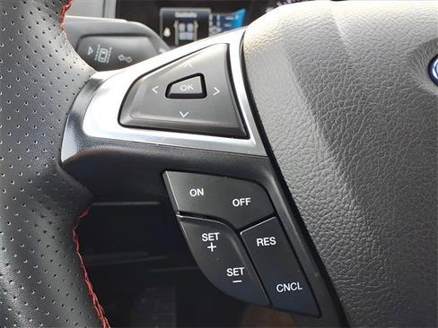 Used 2024 Ford Edge ST-Line image 29