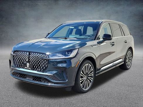 New 2025 Lincoln Aviator Black Label image 3