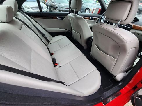 Used 2013 Mercedes-Benz C 300 4MATIC Sedan image 13