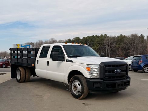 Used 2015 Ford F350 XL RWD image 4