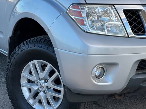 Used 2015 Nissan Frontier SV w/ SV Value Truck Package image 27