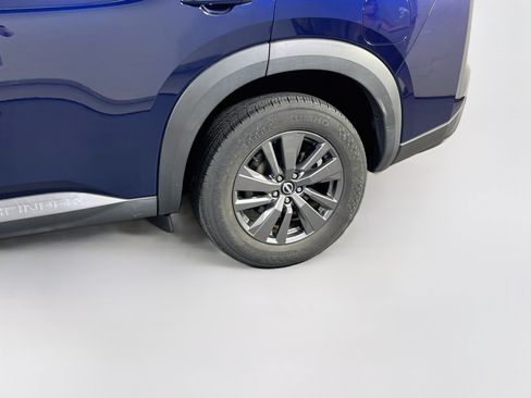 Used 2022 Nissan Pathfinder S AWD/4WD image 28
