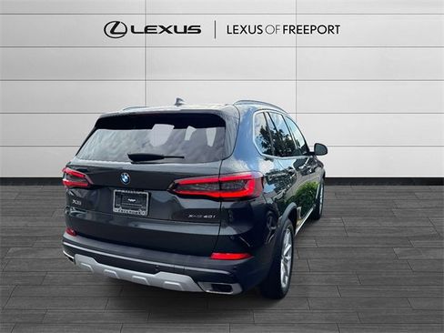 Used 2023 BMW X5 xDrive40i w/ Premium Package image 4