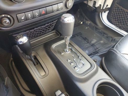 Used 2015 Jeep Wrangler Unlimited Sahara w/ Trailer Tow Group image 35