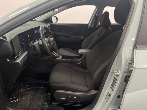 Used 2024 Hyundai Kona SEL AWD/4WD image 11