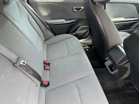 Used 2025 Kia K4 FWD image 19
