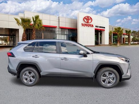 New 2025 Toyota RAV4 XLE image 4