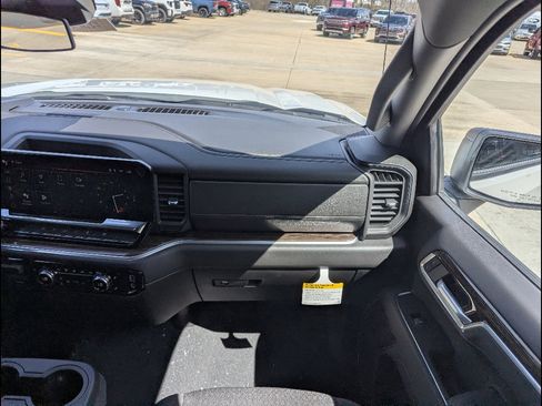 New 2026 GMC Sierra 1500 Elevation image 4