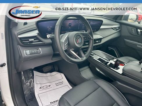 Used 2025 Buick Enclave Preferred FWD image 10