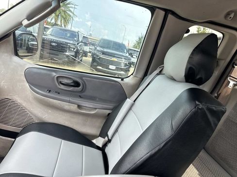 Used 2003 Ford F150 XL RWD image 16