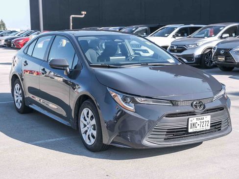 Certified 2024 Toyota Corolla LE FWD image 3