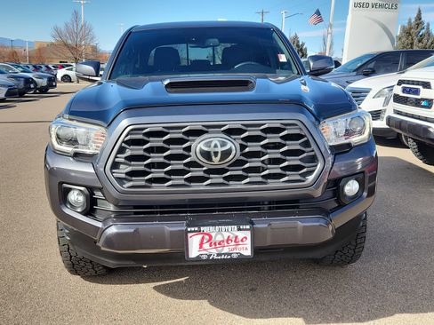 Used 2021 Toyota Tacoma TRD Sport image 5