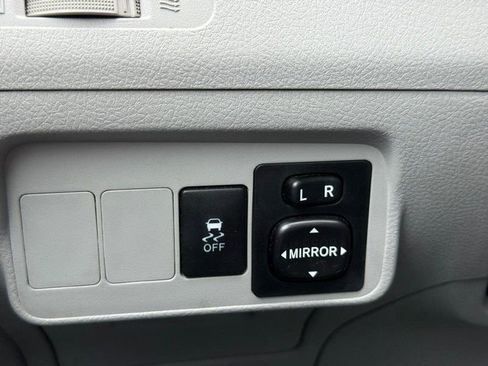 Used 2010 Toyota Corolla LE FWD image 26