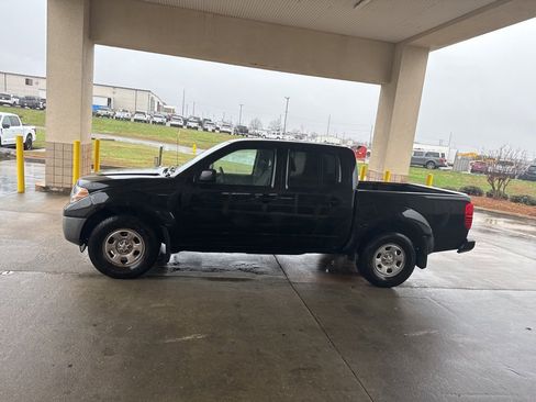 Used 2019 Nissan Frontier S image 6