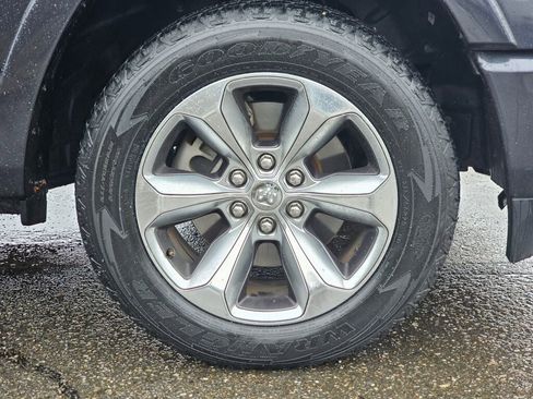 Used 2020 RAM 1500 Limited image 10